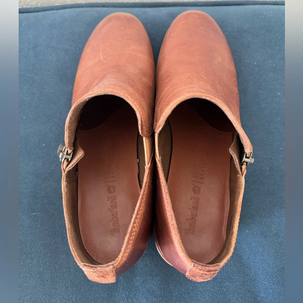 Timberland Sutherlin Bay Brown Leather Zippered Ankle Booties